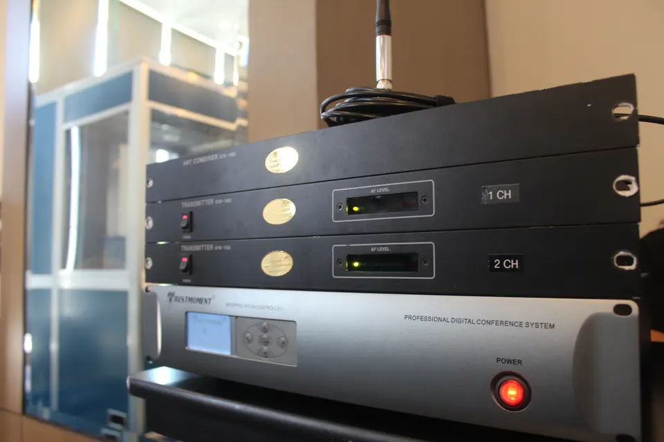 Professional interpretation equipment for multilingual events